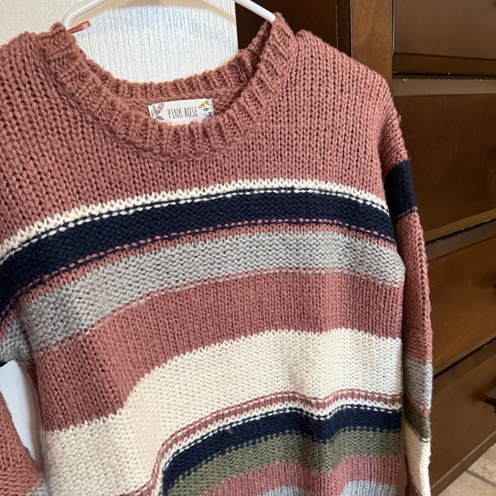 Sweater bundle - Picture 2 of 4